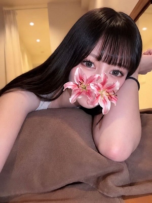 愛澄みれい